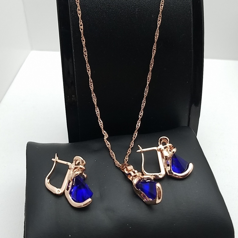 Copper Faux Earrings & 18" Necklace Set Blue